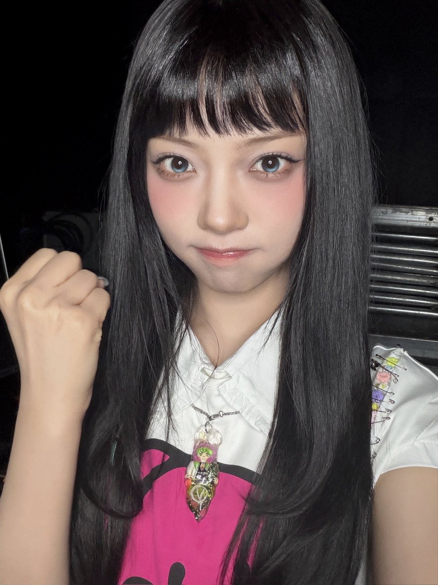 cha-cha-cherry !🍏 tweet media