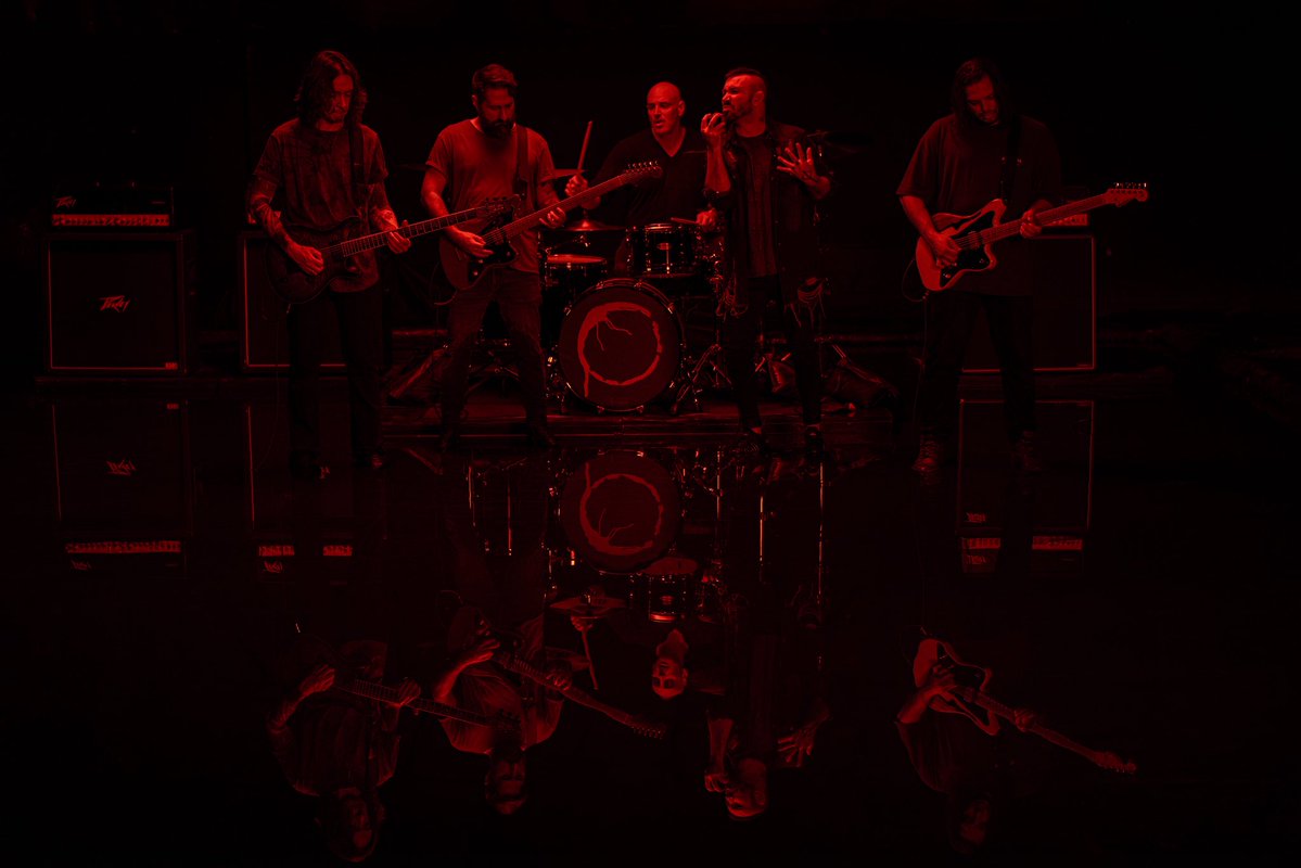 Periphery tweet media