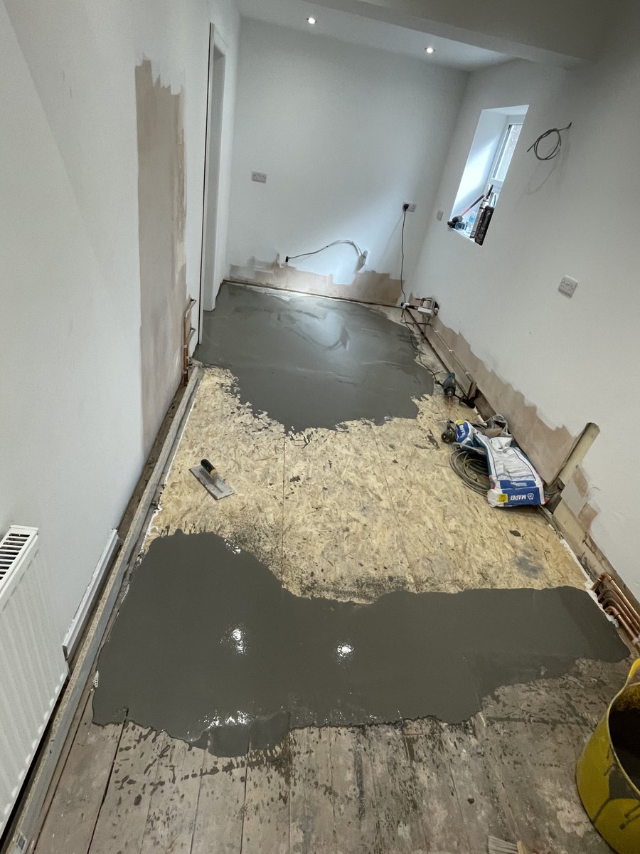 Harry Carlow tweet media