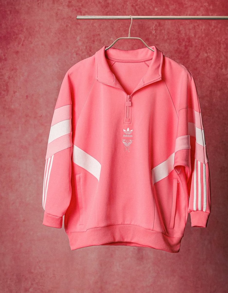 Forbidden Football Shirts 👕 tweet media