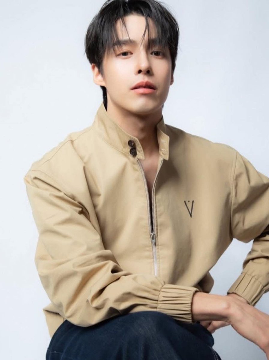 Wealthy Wallpaper tweet media