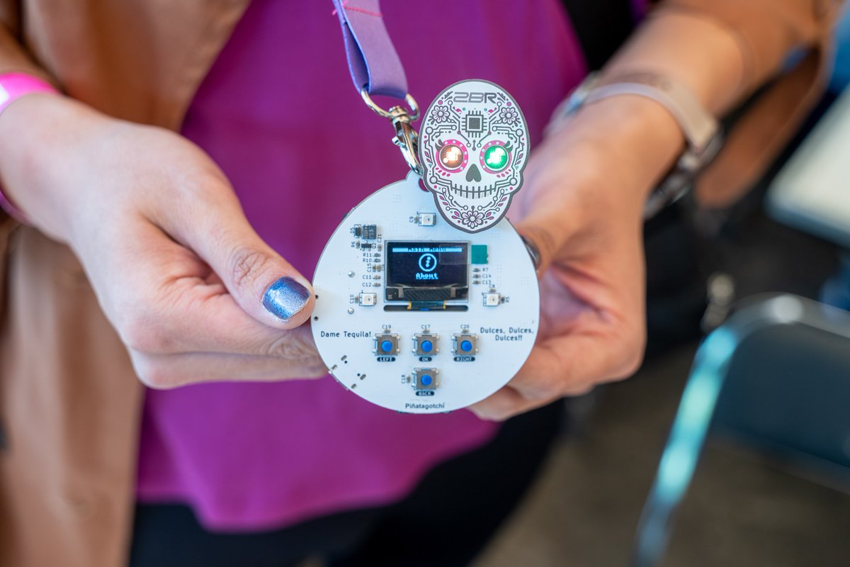 HackGDL's tweet image. 🏷️ ¡Badge 2025 + Badge 2026 juntos con descuento! Últimas piezas disponibles. No dejes ir el combo. 🔥
➡️ electroniccats.com/store/hackgdl/
#HackGDL #HackGDL2026 #hacking #cybersecurity #Mexico