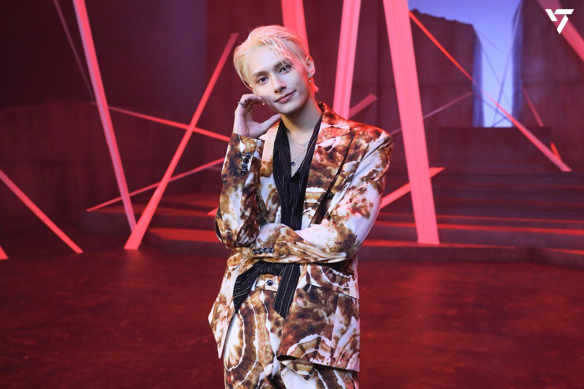 영공 tweet media