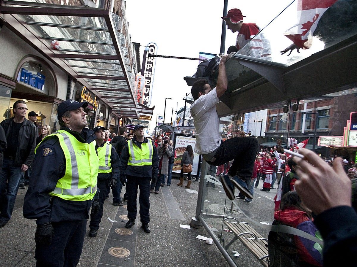 The Province tweet media