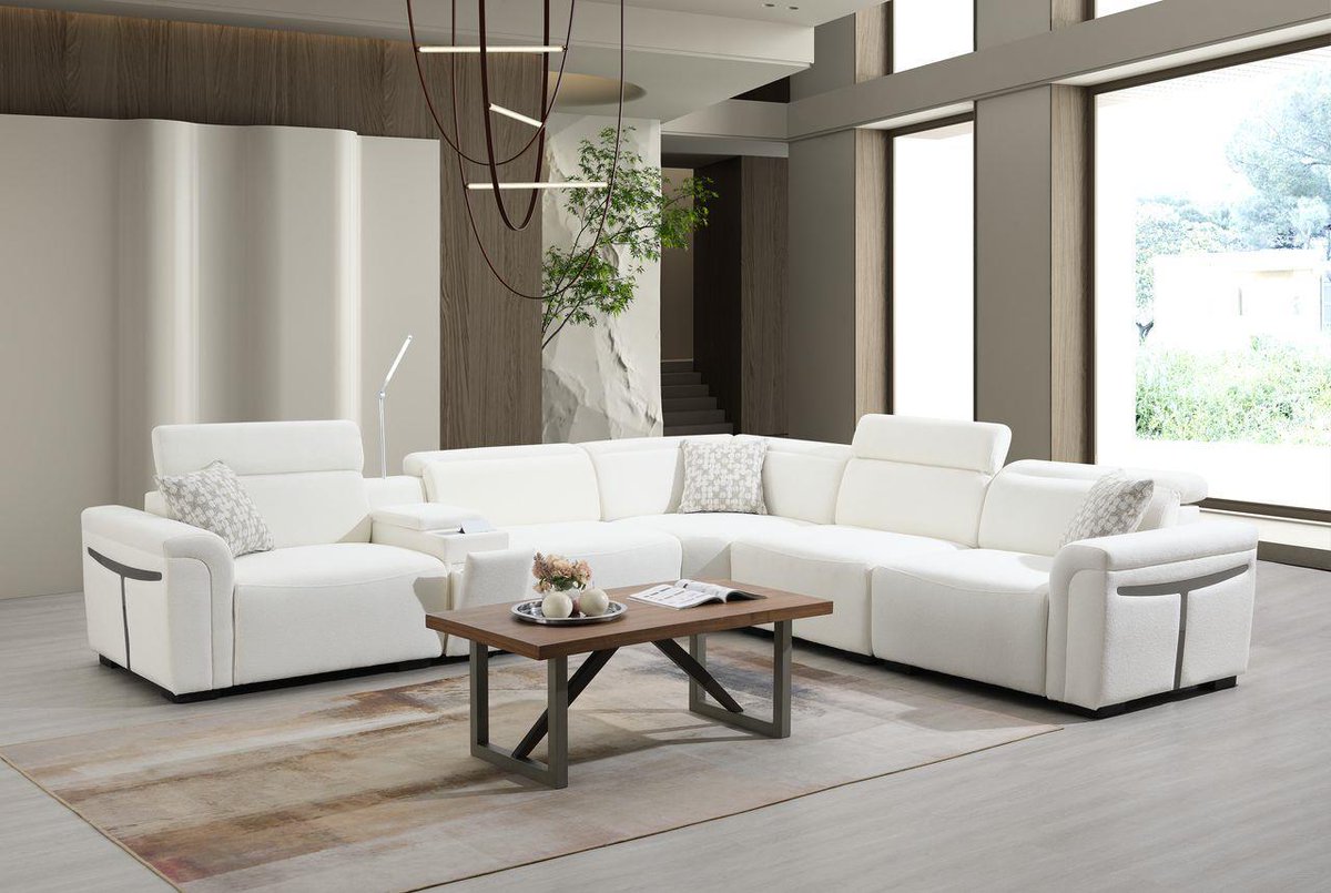 MassaGallery's tweet image. Ultimate modern comfort! 🌟✨ The perfect sectional for style and lounging. 🛋️

✨ Spacious Sectional (L-shape design!)

☕ Built-in Console

⚪🔘 White, Grey, or Black

☁️ Plush Comfort

DM to order!📩

#ModernLiving #SectionalSofa #MassaGallery