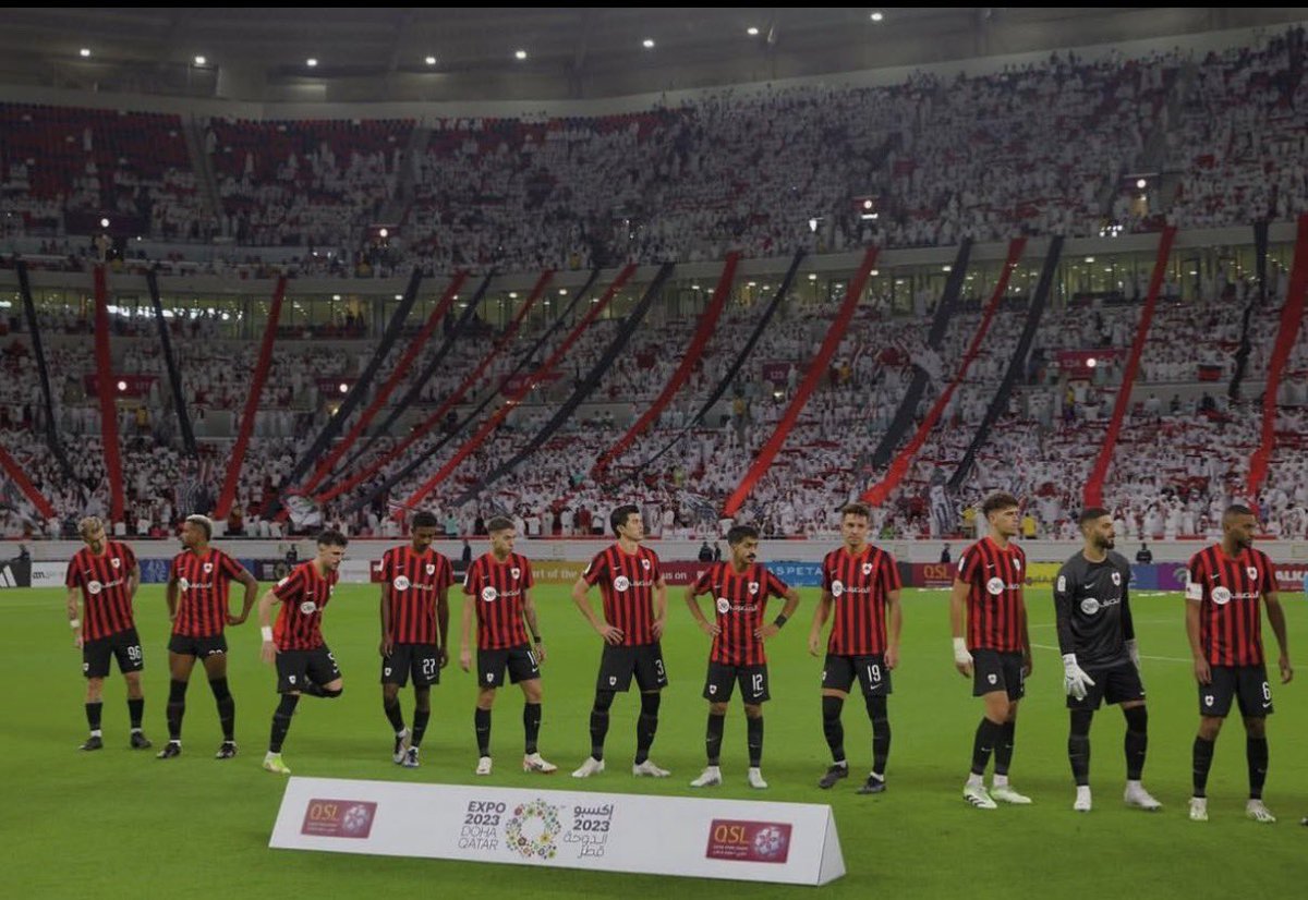 جمهور الريان الاعيبه يحتاجونكم والفريق اخر 5 مباريات مب مقصر معه المدرب الجديد وبأذن الله بنفرح بالكاس يوم الخميس 🖤❤️ 
#الريان_الشباب  #ريان_الوطن_يناديكم