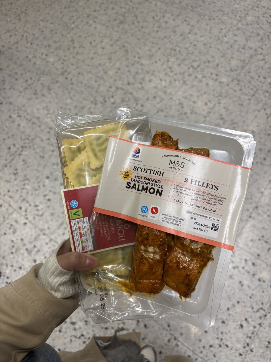 𝑅𝑜𝓇𝑜 tweet media