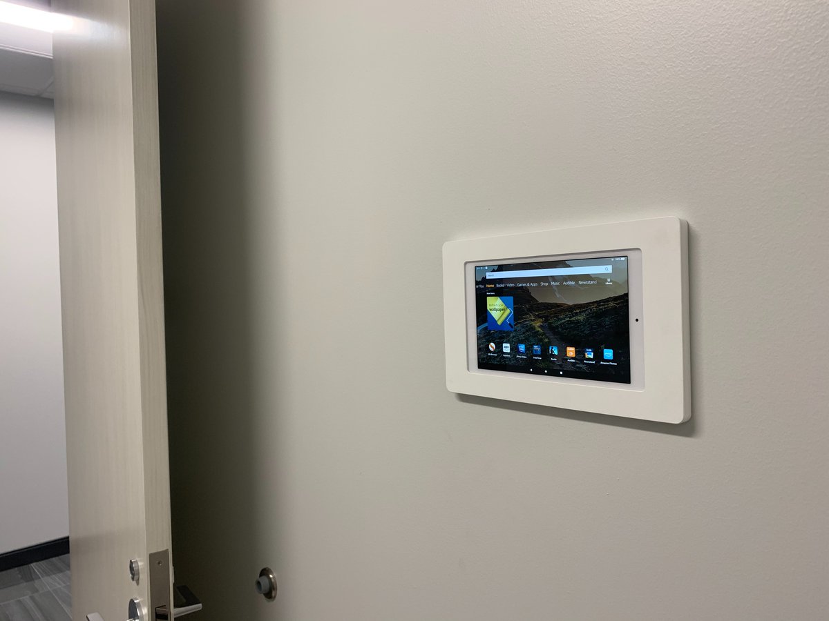 VidaBox's tweet photo. Amazon FireHD10 Wall VidaMount for Smart Home Control

This install keeps the tech where it should be: charged, visible, secure, &amp; ready to use. Our VidaMount enclosure turns a FireHD10 into a fixed control that fits naturally into the home.

Get Yours @ https://t.co/HETdedFEiW ! https://t.co/qC2jp4towg
