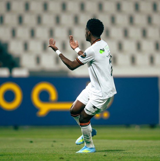 مدرج الرائد tweet media