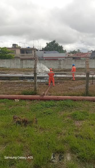 Como parte de la preparación para la defensa, se realizó un simulacro contra incendio en el descargadero de combustibles (línea) , donde se probó la técnica existente y se ajustaron las fallas.
Se compró la preparación de los trabajadores para enfrentar este tipo de evento.