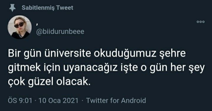 su tweet media