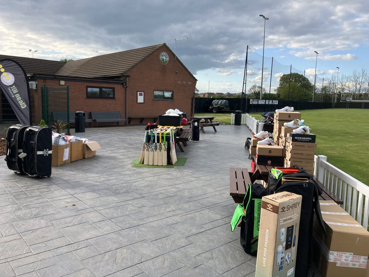 CleanHitCricket's tweet photo. Looking forward to being with @Mickleover_CC Wednesday evening for our next pop up shop event. We’ll be there from 6.00pm to 8.00pm. Come along and see us. 
#cricket #cricketkit #cricketgear https://t.co/iqipzjVgCh