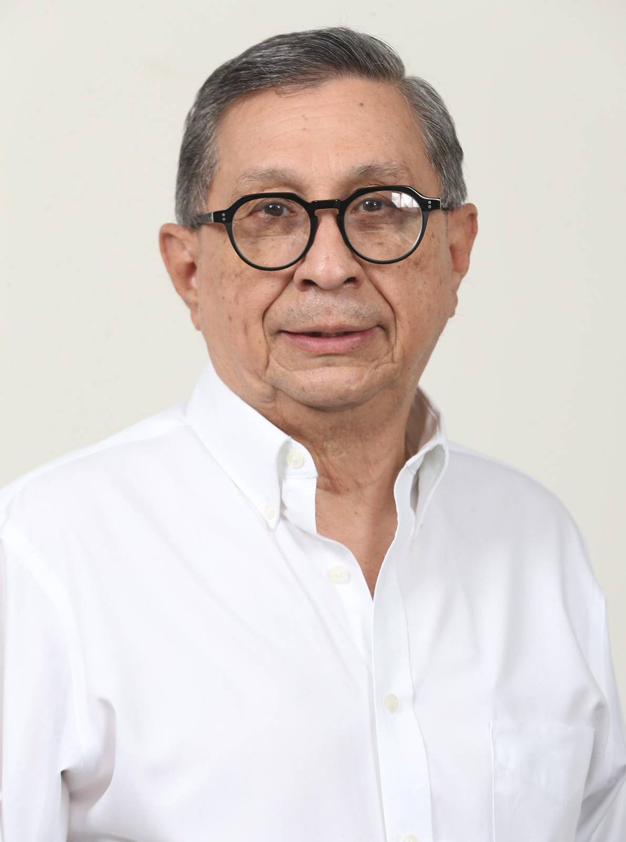 prensagrafica's tweet photo. Fallece Roberto Flores Pinto, referente del periodismo salvadoreño. Recordamos su gran legado aquí:

https://t.co/6PeHhndRCb https://t.co/Md1bhRMngV