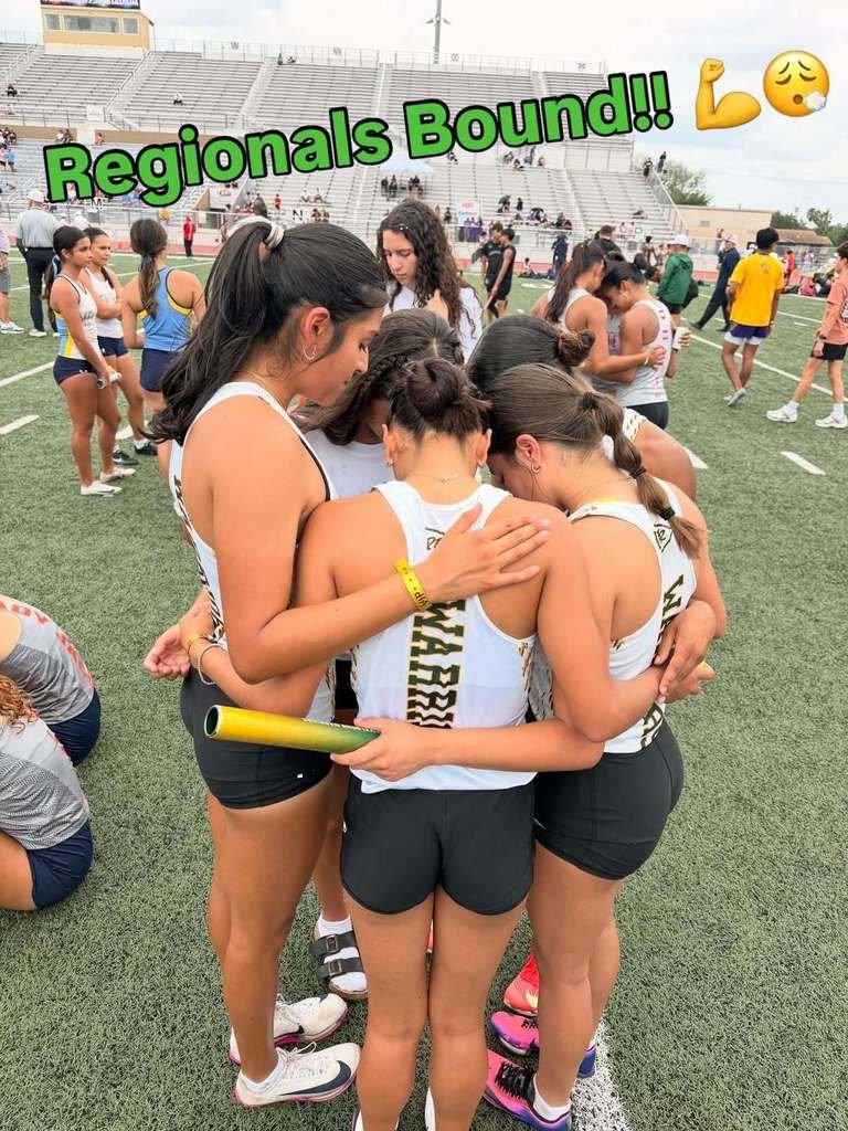 Rowe006's tweet image. Our 4x200m relay juniors Kendra Barrera and Rosario Contreras, senior Aubrianna Stubbs, and sophomore Angelina Saenz placed 4th at the Area Championships to qualify for Regionals. Congratulations to this amazing group! #WarriorPride