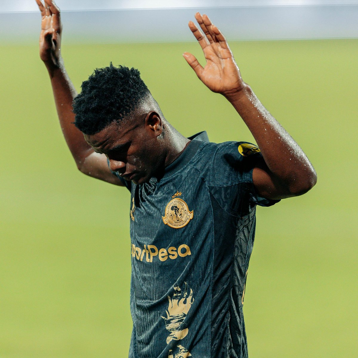 YoungAfricansSC's tweet photo. Gooaaal Shekhan

35 Yanga SC 3-0 M/Makumbi

⚽️ Prince Dube (Assisted by Okello)
⚽️ Frank Assinki (assisted by Shekhan)
⚽️ Shekhan Khamis (Assisted)

Muungano Cup https://t.co/QXN9u8Z7po