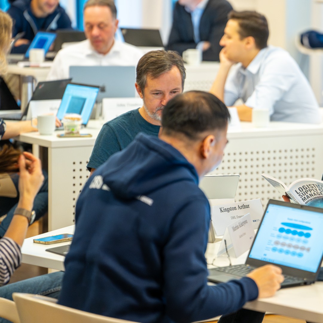 CBS_MBA's tweet image. 23 April: Meet an EMBA alumni at the next CBS Executive MBA Info Meeting ⭐️ Lisbeth Arentzen is the CEO of Jyske Realkredit and a 2024 Executive MBA graduate. Register today &amp;gt;&amp;gt; efteruddannelse.cbs.dk/en/mba/program…

#CBSExecutiveMBA #EMBA #ExecutiveEducation