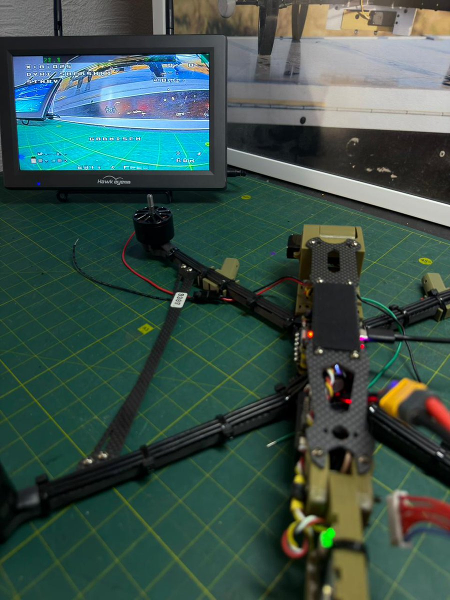 Alex Mengden tweet media