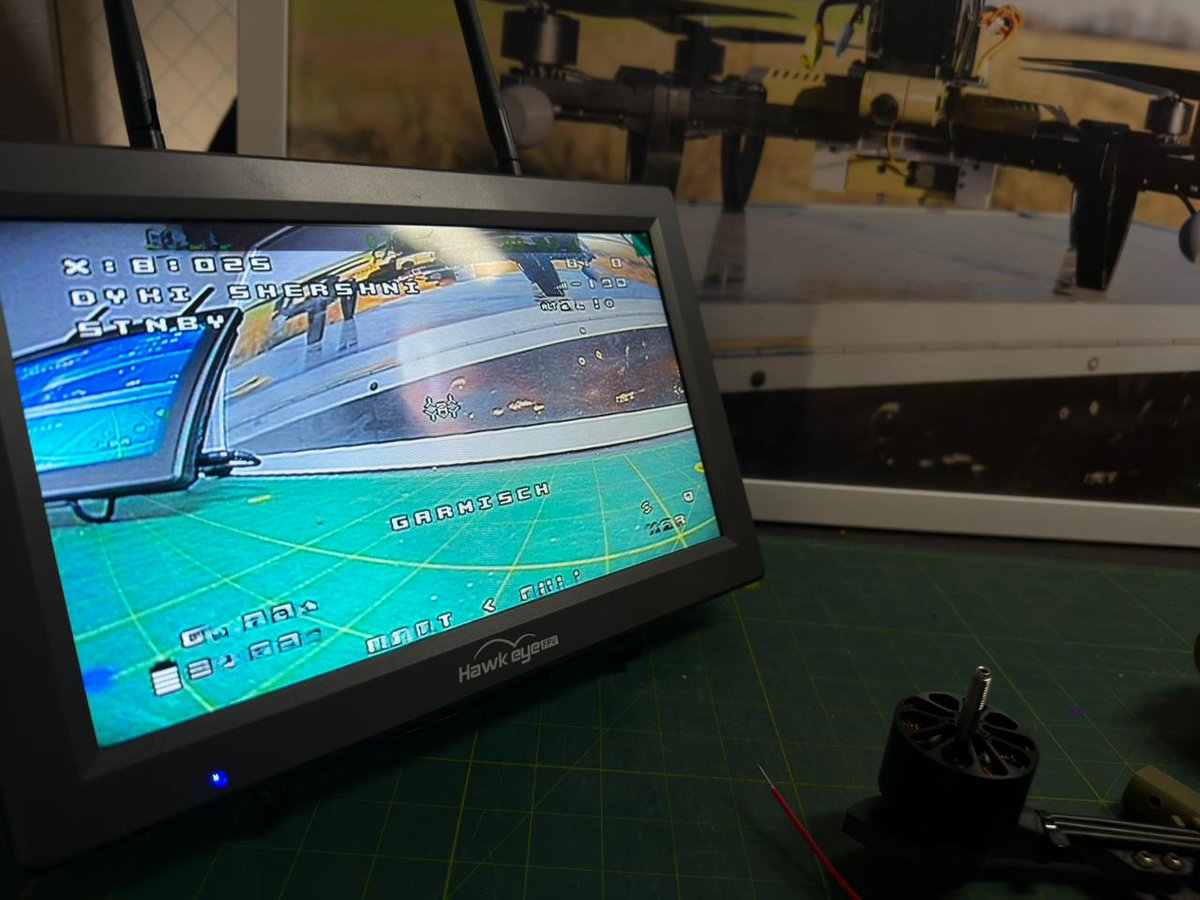 Alex Mengden tweet media