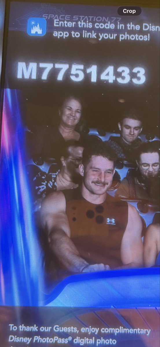 clarkpb01's tweet photo. Lowkey mogged in the second pic https://t.co/qYWpqeca1k