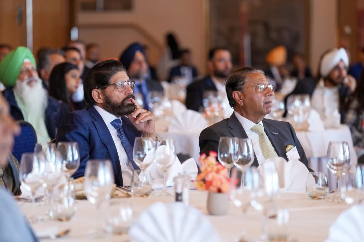 Sanjeev Arora tweet media