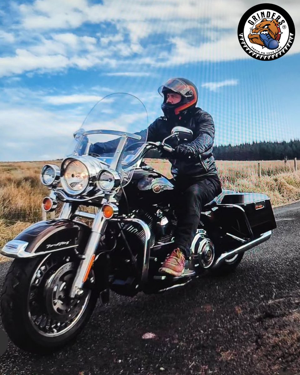 GrindersUK's tweet photo. Alpha Safety Boots – built for the grind, ready for the ride.

https://t.co/1DWswSQDKN

#grindersuk #safetyboots #workwearstyle https://t.co/o6QAkgKacP