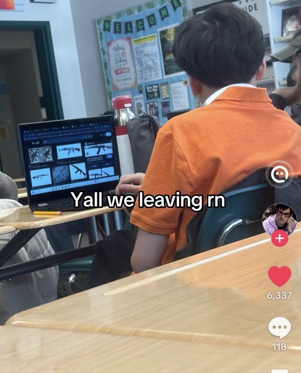 hot people who eat croissants tweet media