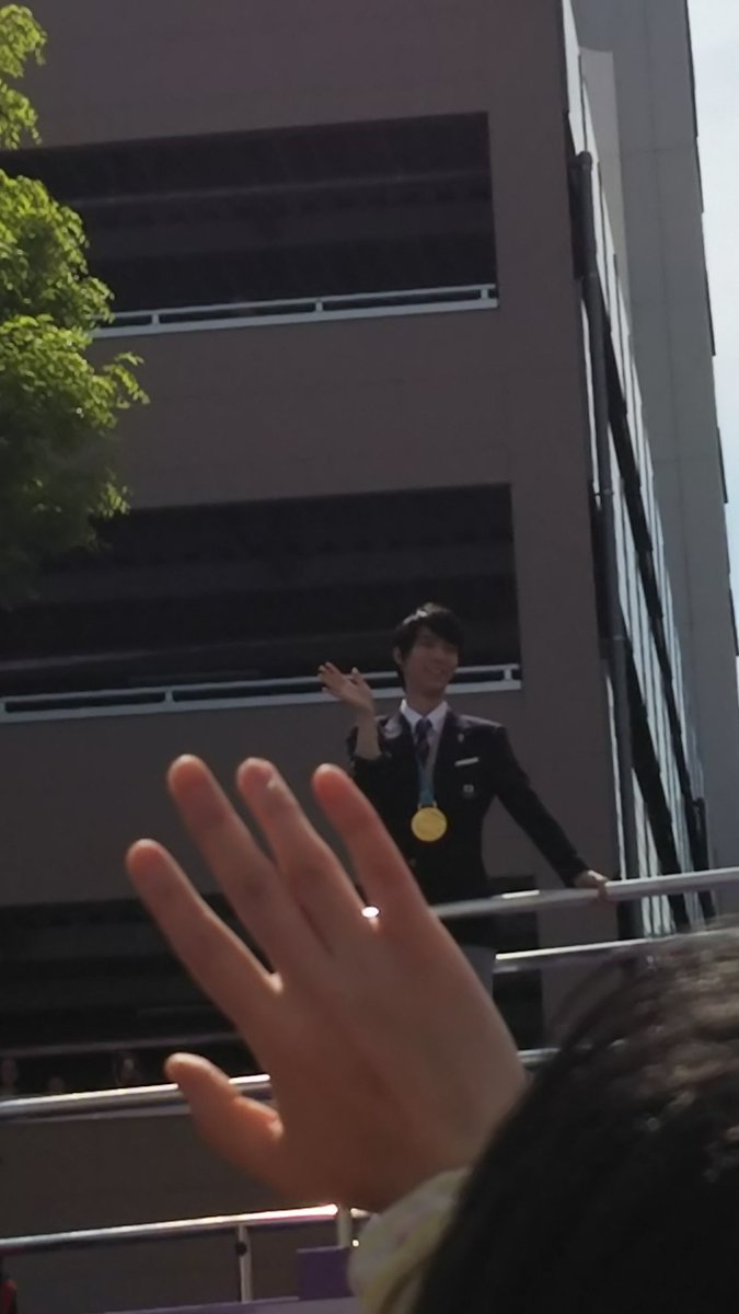 RIE ⛸️🦢🪽 tweet media