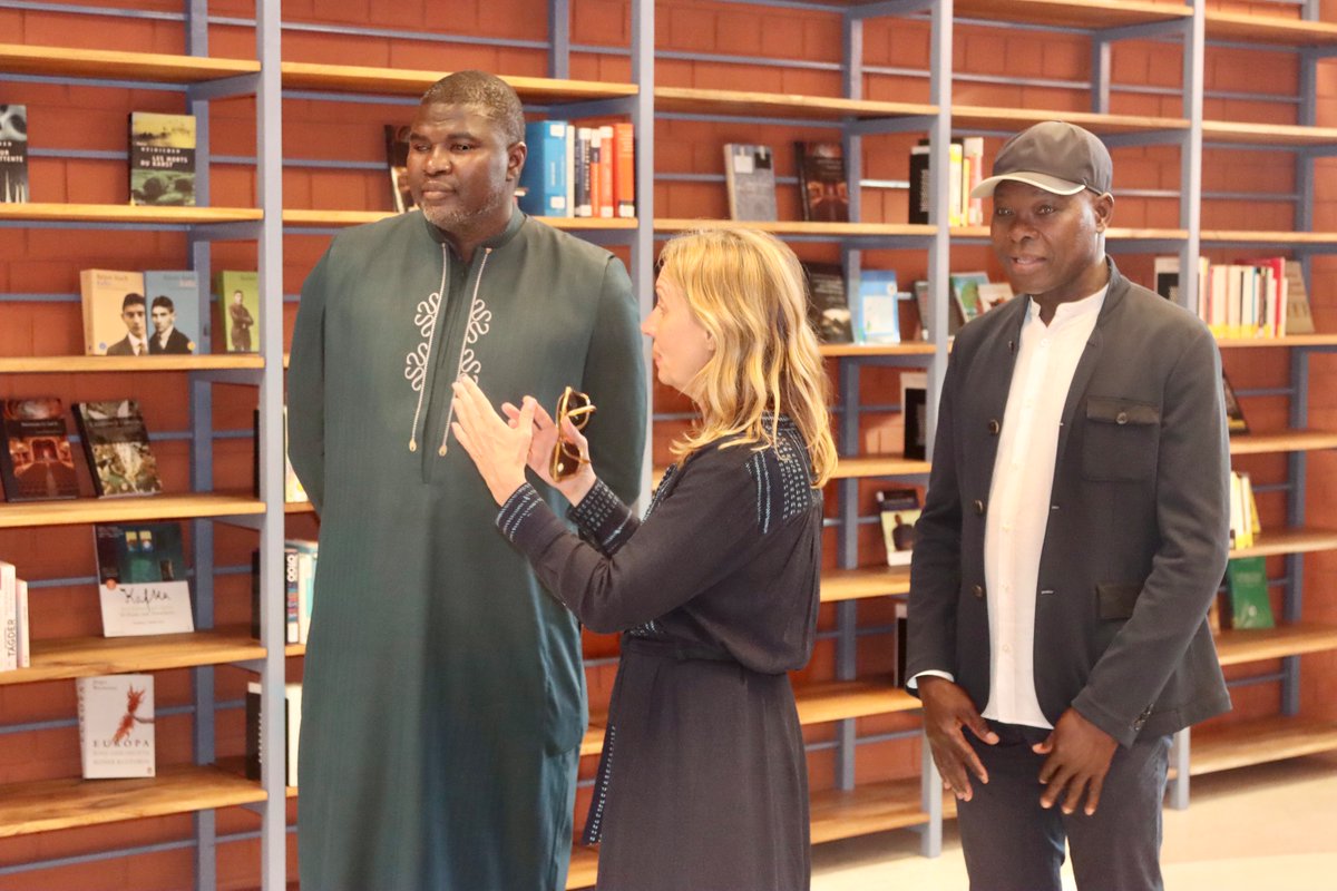 MinCult_Tourism's tweet photo. Inauguration officielle du nouveau siège du @Goethe-Institut Sénégal :  le Ministre #AmadouBA magnifie l’œuvre, en présence de la Ministre adjointe allemande des Affaires étrangères, Mme #Serap_Güler &amp; d’autres diplomates allemands. @MinCult_Tourism @goetheinstitut #culture https://t.co/1J0zrMJOIe