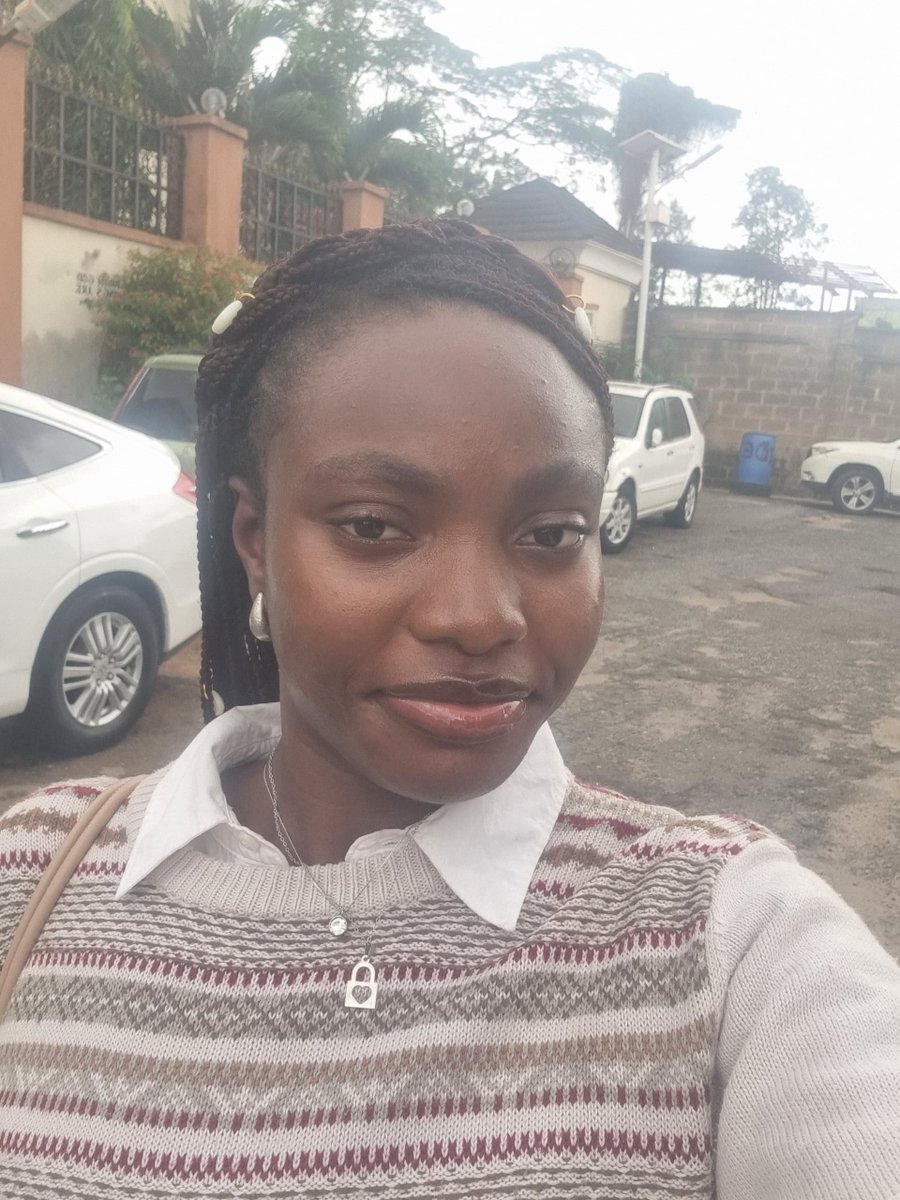 Ria💙 is a final year student!🥺 tweet media