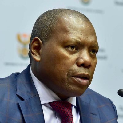 UMKHONTO uphethwe uhlanya tweet media