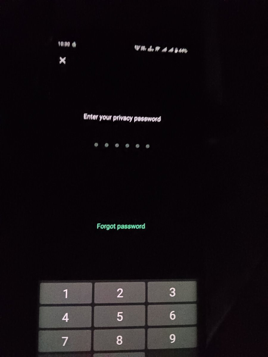 Samaptiexp70733's tweet image. Forgot the App Encryption password and security question on my Vivo T2 Pro 5G 😓
Is there any way to reset it without losing data?
Any help would be appreciated 🙏 #Vivo #AndroidHelp @Vivo_India
@Android