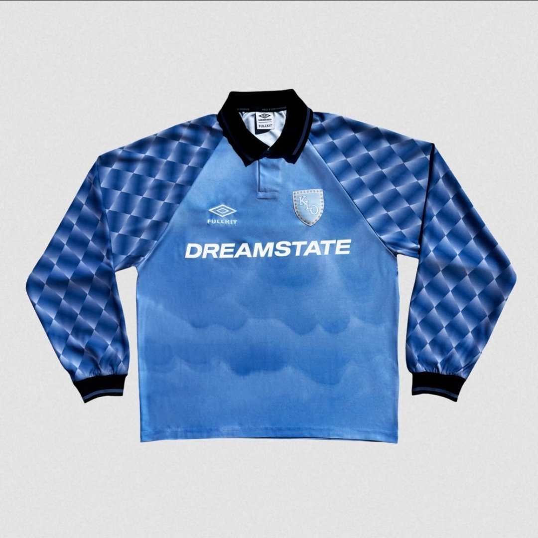 jackxcx's tweet photo. kelly lee owens dreamstate jersey i still think about you... https://t.co/rkeB4Ynpob