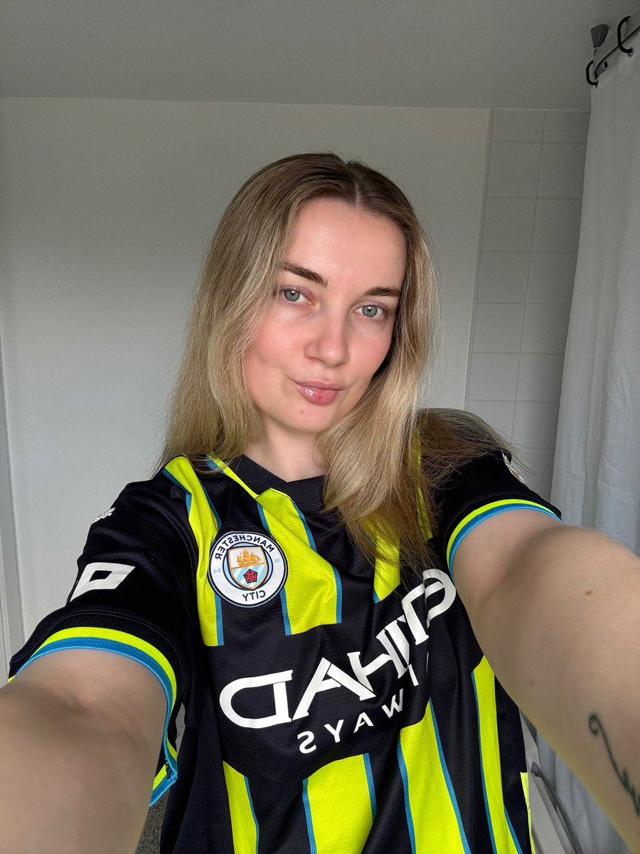 GoddessMercedesxx 🩵 tweet media