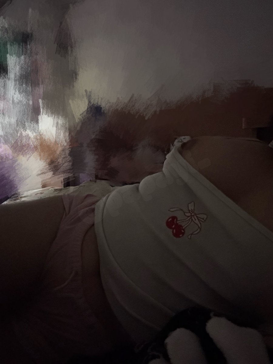 ลูกพลับ tweet media