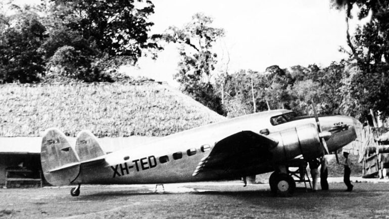The_LAAHS's tweet photo. In 1939, a Pratt &amp; Whitney rep flew to Tegucigalpa to support TACA's new Lockheed 14s. His firsthand account of Lowell Yerex's remarkable freight airline, originally in The Bee-Hive (United Aircraft Corp.), is now on LAAHS.
Read it here 👇
https://t.co/9iLceNxFYx https://t.co/0RA20kdNhw