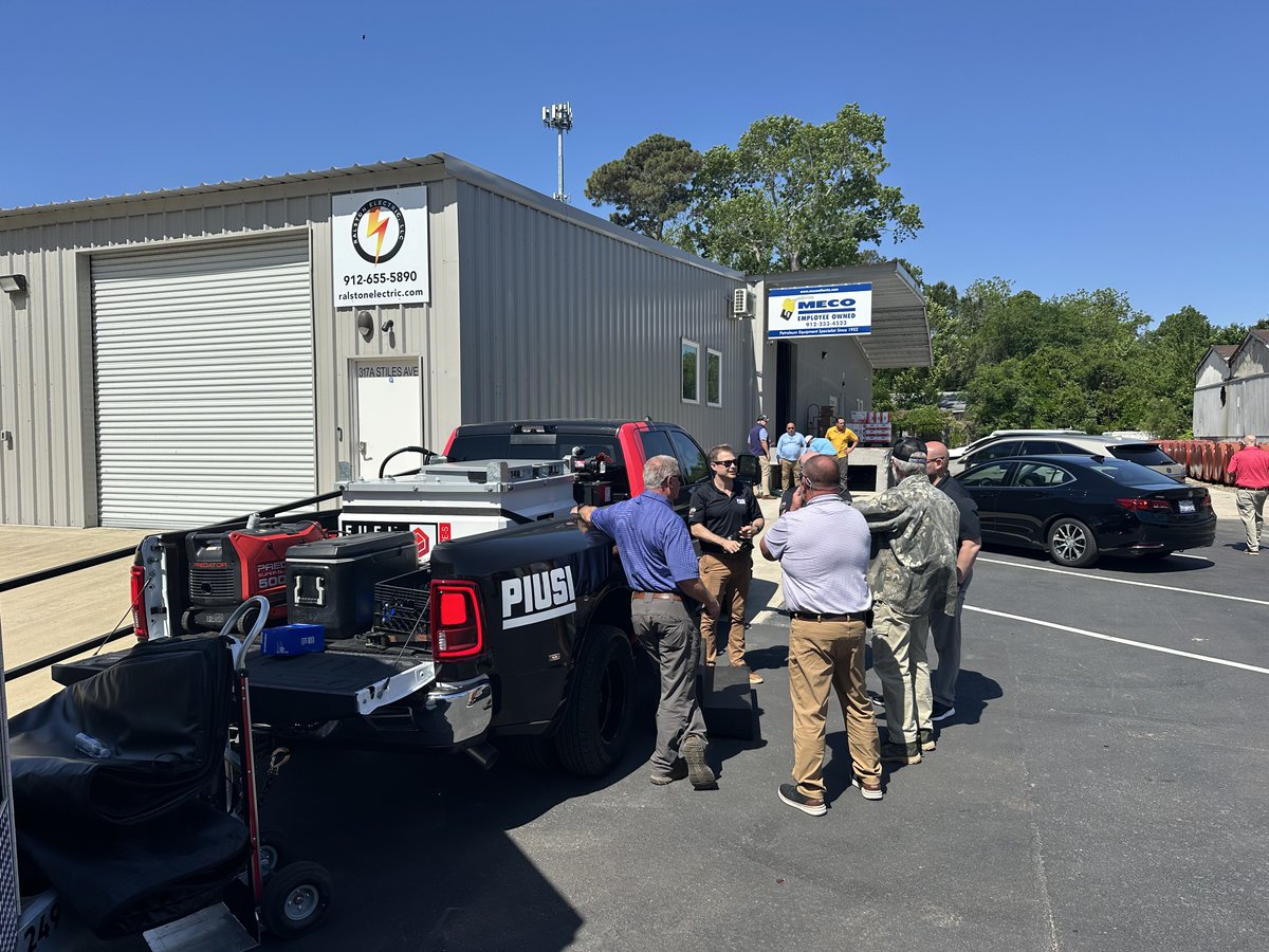 piusiusa's tweet image. The Fuel in Motion Tour rolled into historic Savannah yesterday!🚛

MECO hosted an incredible stop with beautiful weather, great conversations, and exciting giveaways. Guests had lunch, explored fuel transfer tech and spoke with experts.

fuelinmotion.com

#PIUSIUSA #MECO