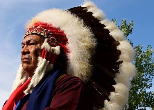 dont think tweet media