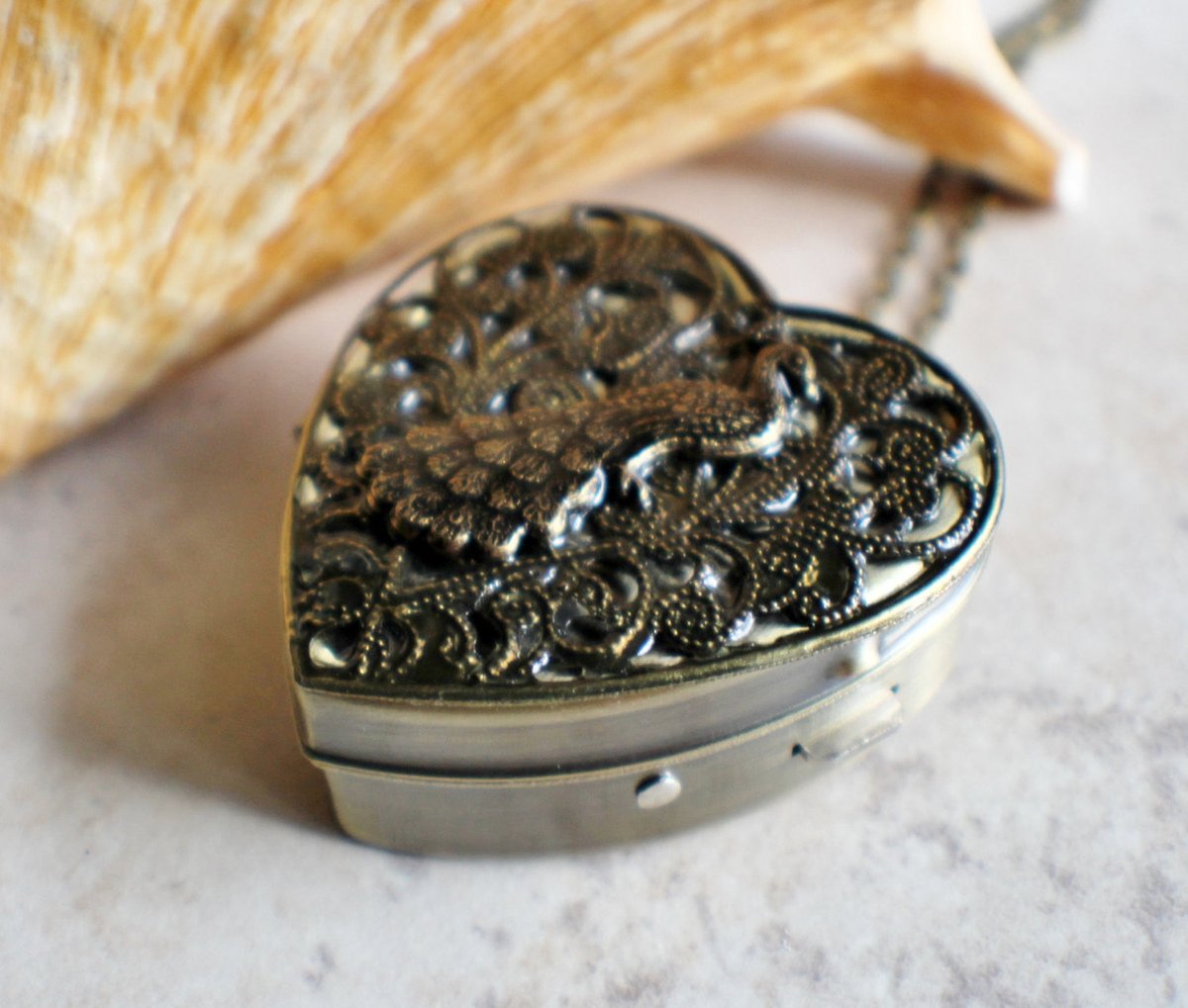 Char'sFavoriteThings tweet media