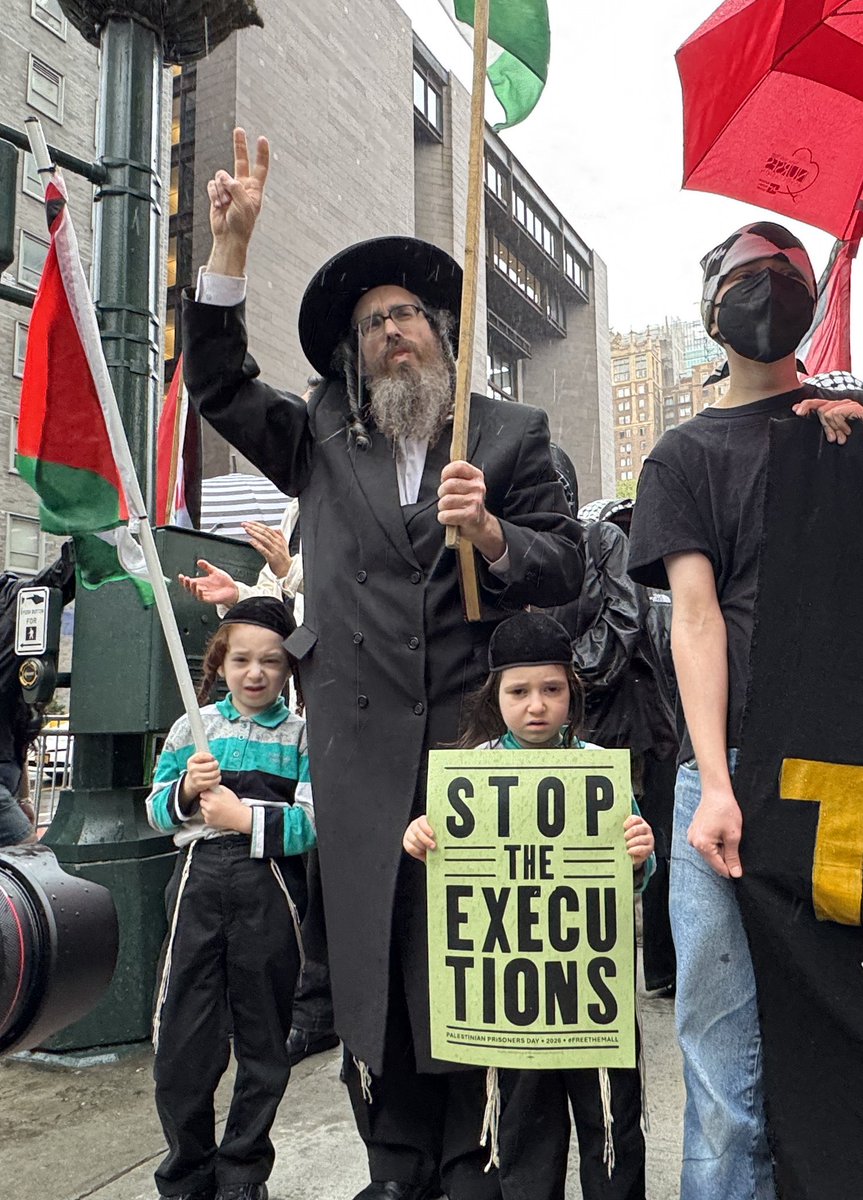 Jewish Voice tweet media