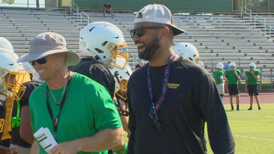 ChrisThomasson7's tweet image. #BREAKING: CCISD has named David McHugh as Miller's new Head Football Coach and Athletic Coordinator.

McHugh comes from Bishop, where he lead the Badgers to the playoffs as a first-year head coach. You'll hear from the Bucs' new man on 3NEWS.

STORY: tinyurl.com/yc7rewzc