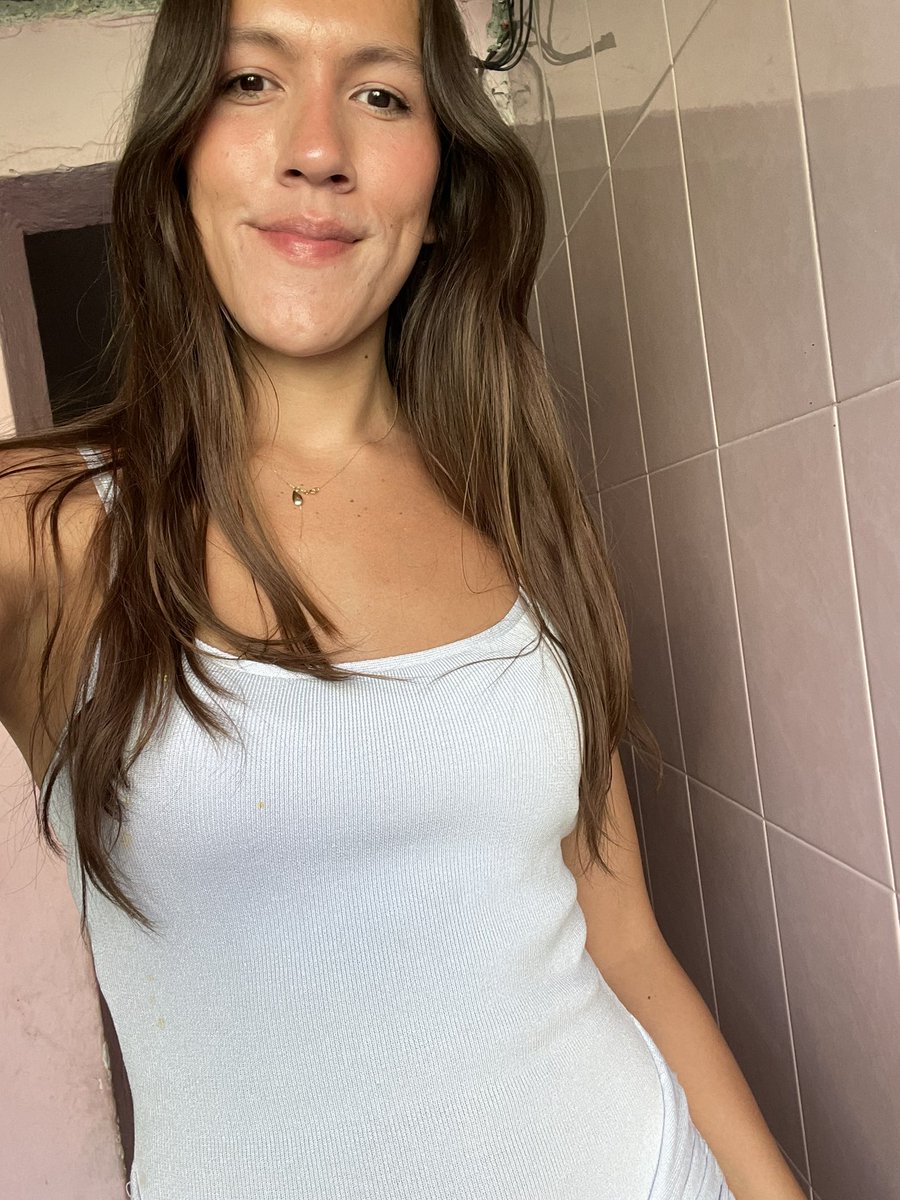Victoria Samano ✨ tweet media