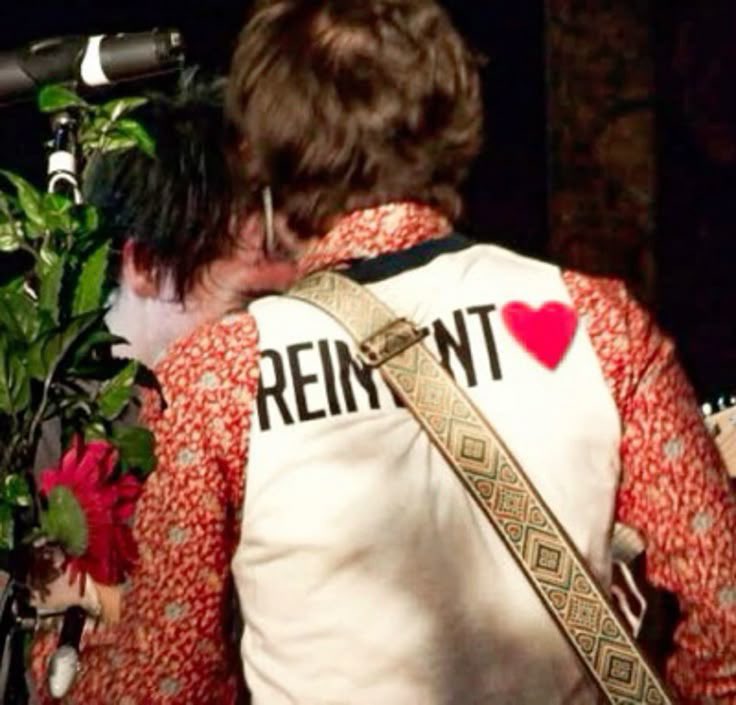 oddly specific ryan tweet media