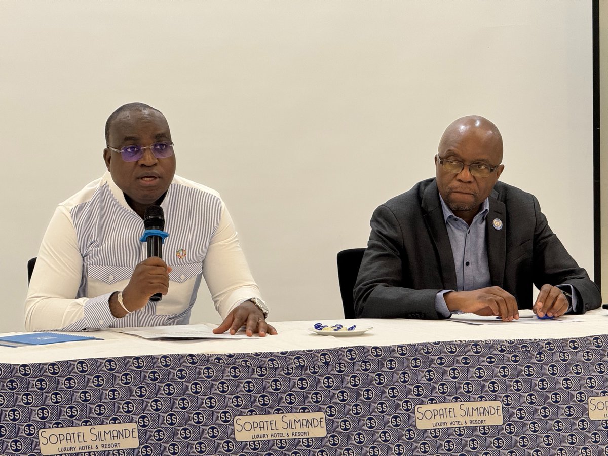 OCHABurkina's tweet photo. Sous le leadership du Coordonnateur humanitaire a.i. @MauriceAz, la retraite de l’Équipe humanitaire pays du #BurkinaFaso, lancée ce 21 avril, vise à renforcer la cohésion, la vision commune et l’engagement collectif face aux défis humanitaires.

#Leadership #ActionCollective https://t.co/bUralCMJC1