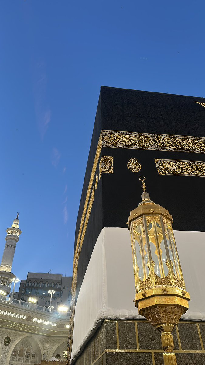 dallalaly's tweet photo. والرُوح في رِحَاب مكةَ اتّسَعَت 
طابَ اللقاء وقرّت العيون وأرتوى القلبَّ الحمدلله🕋🤍 https://t.co/K1sza77p5i