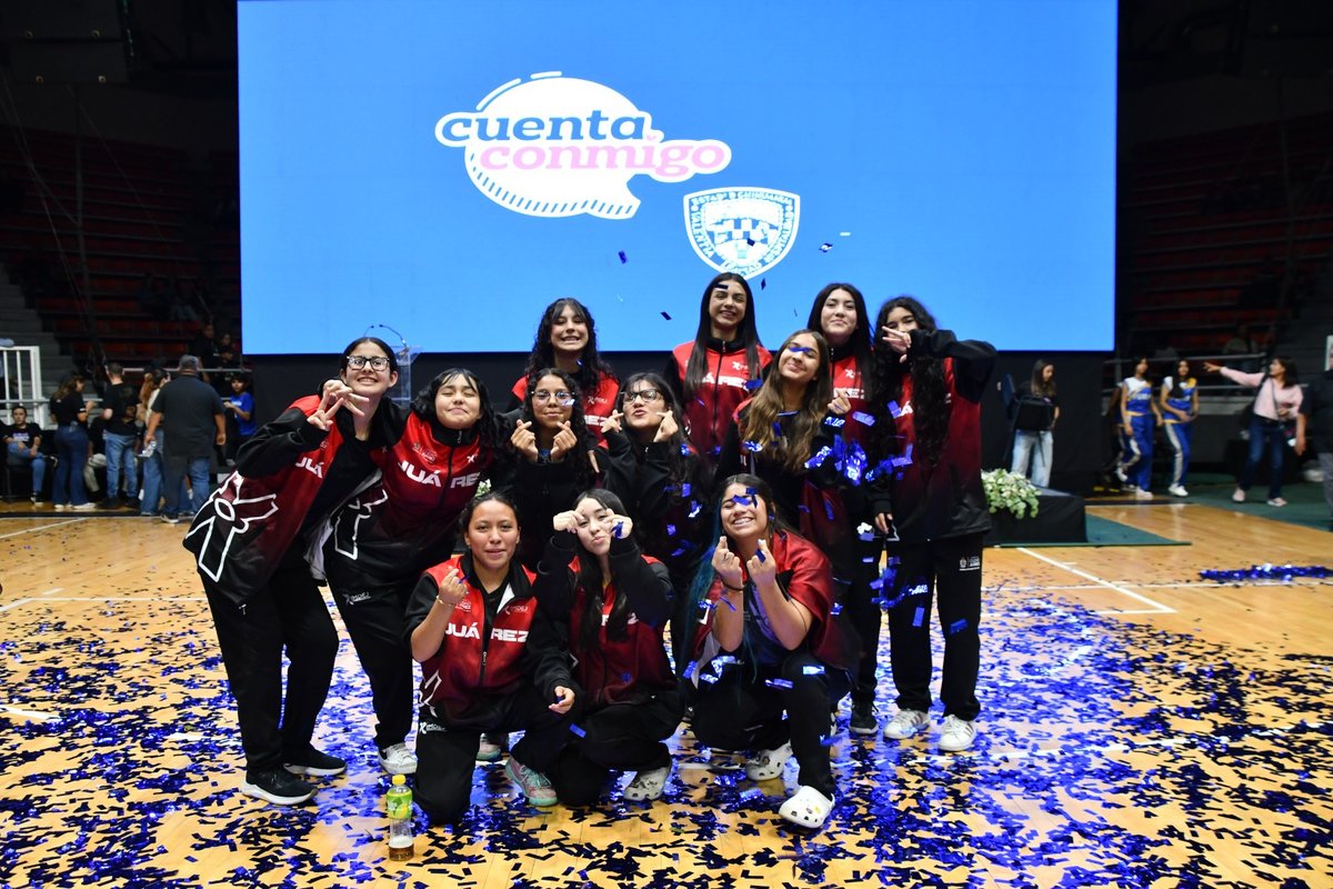 SomosJuarezNoti's tweet photo. #Estado | .-Las y los ganadores de cada modalidad conformarán a la delegación de Chihuahua que competirá en la fase nacional.

Nota Completa: https://t.co/nDNlzzKJKA https://t.co/pMUB20GliX