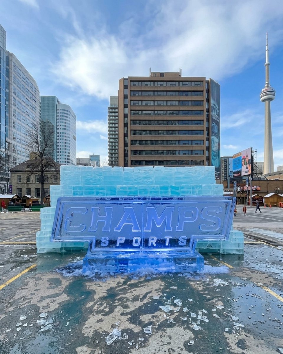 Champs Sports tweet media