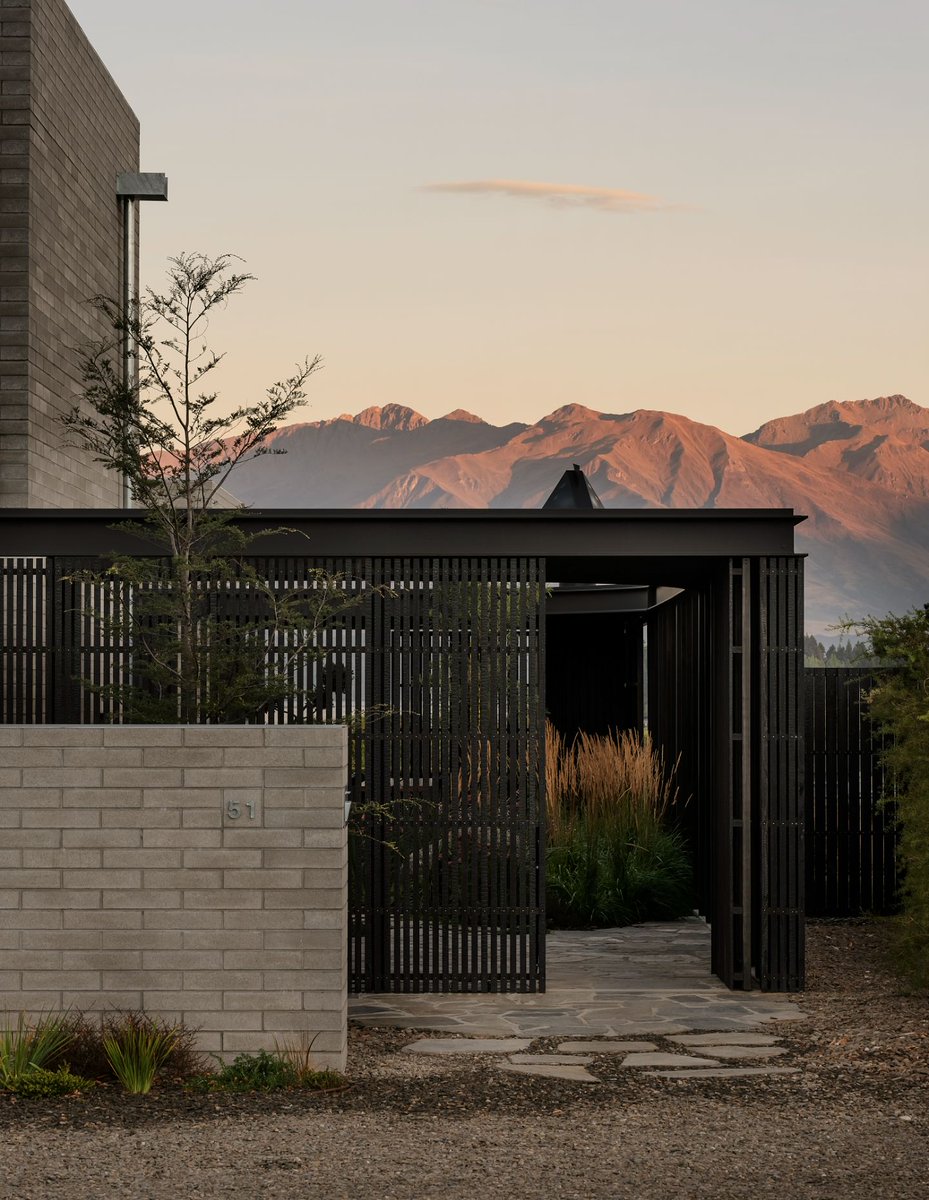 Architectural Art (A-A) tweet media