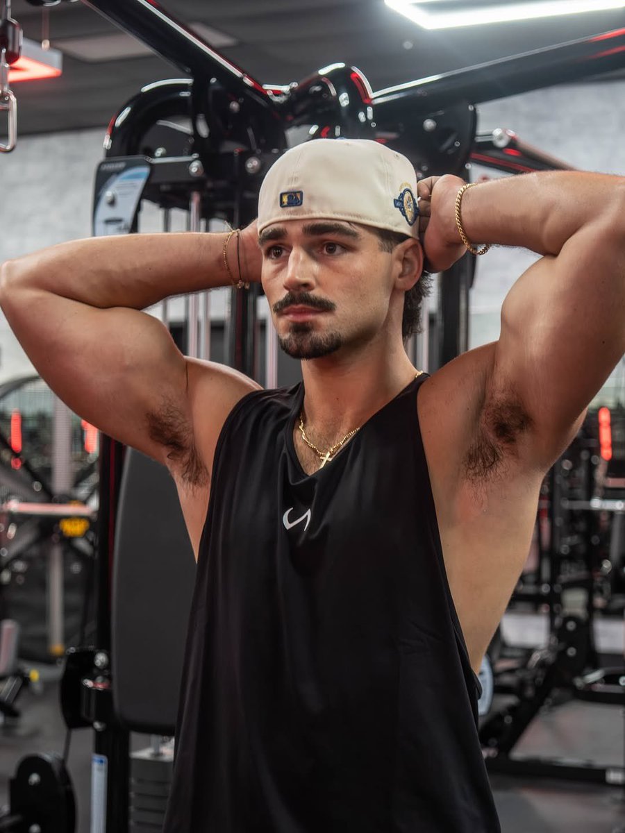 Alphacooper tweet media