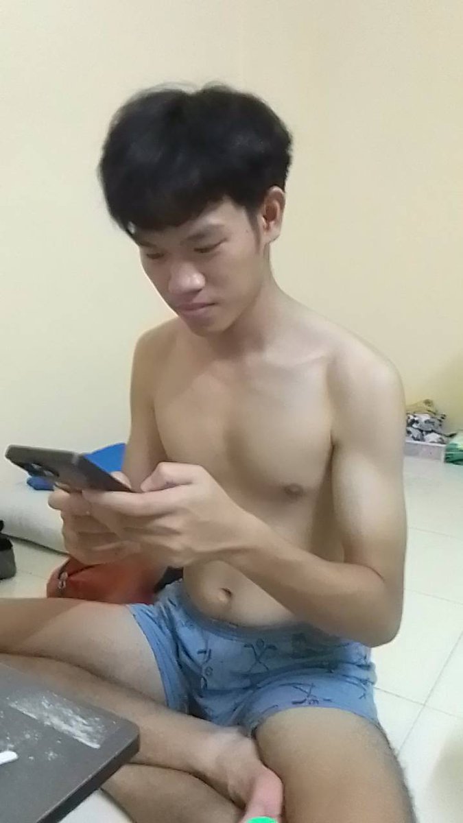 new_max tweet media