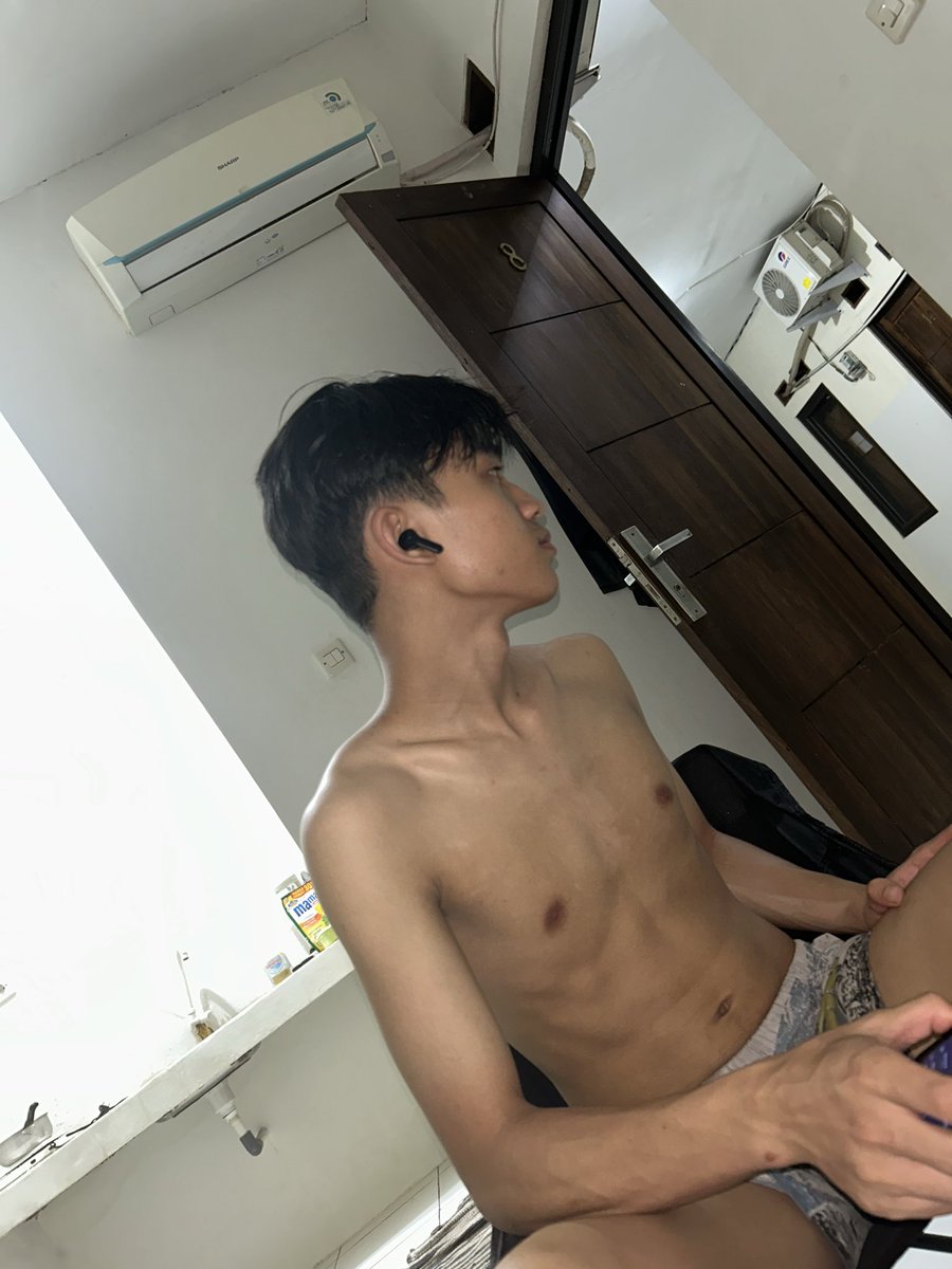 Alexschalb tweet media